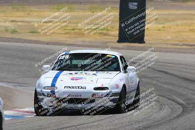 media/Jun-02-2024-CalClub SCCA (Sun) [[05fc656a50]]/Group 3/Race/